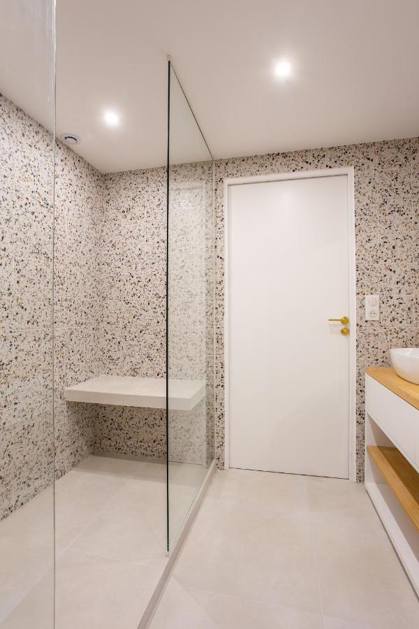 Apartment Cmg Condorcet / Lentonnet 2