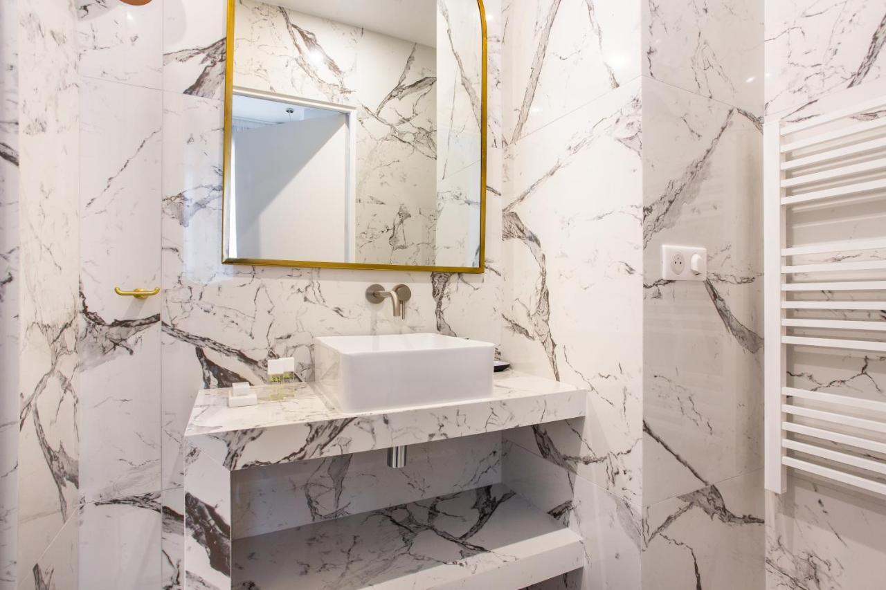 Apartment Cmg Condorcet / Lentonnet 2